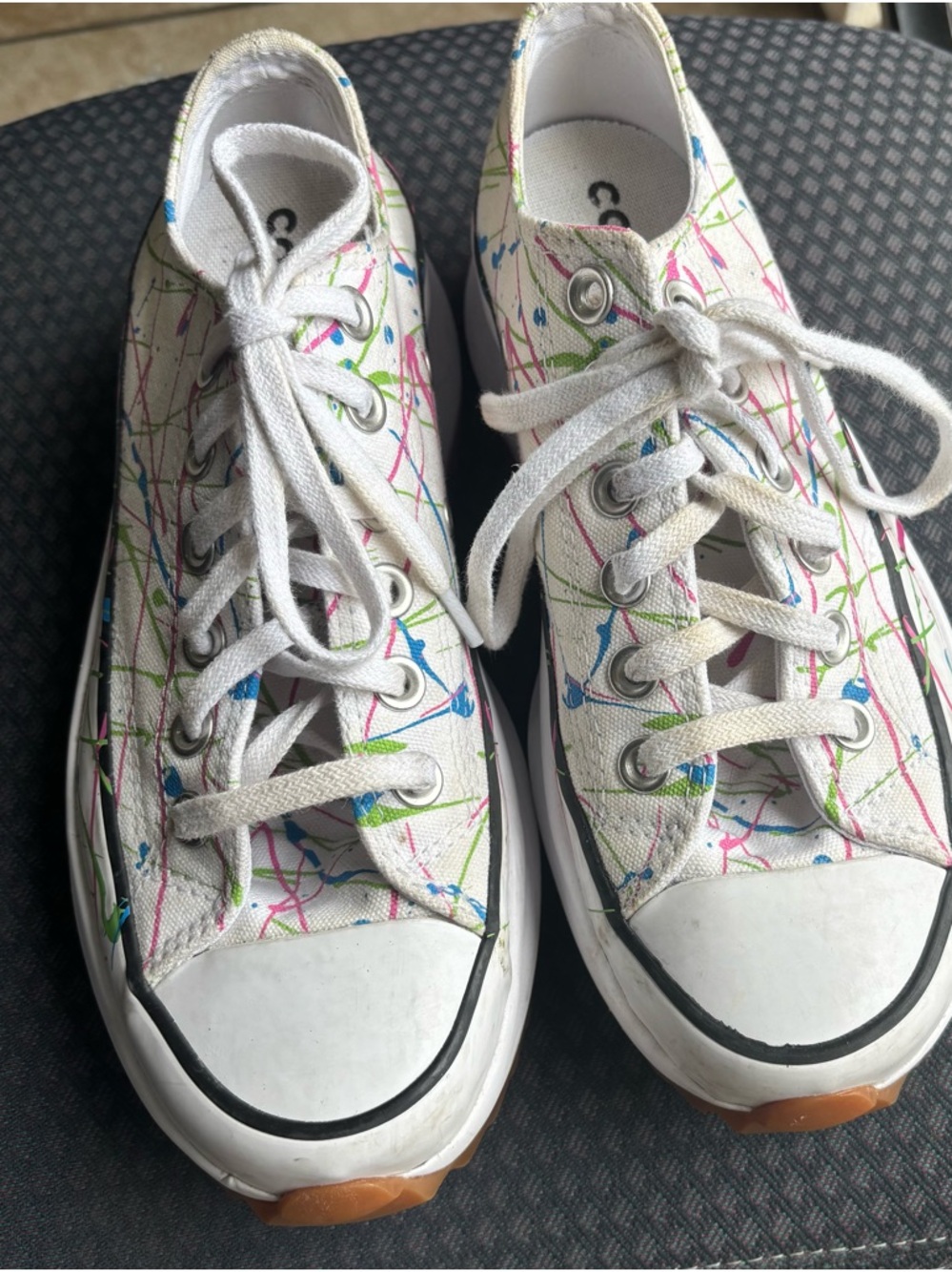Converse Kids White Canvas Sneakers with Blue, Pink, and Green Paint-Splash - Picture 1 of 4